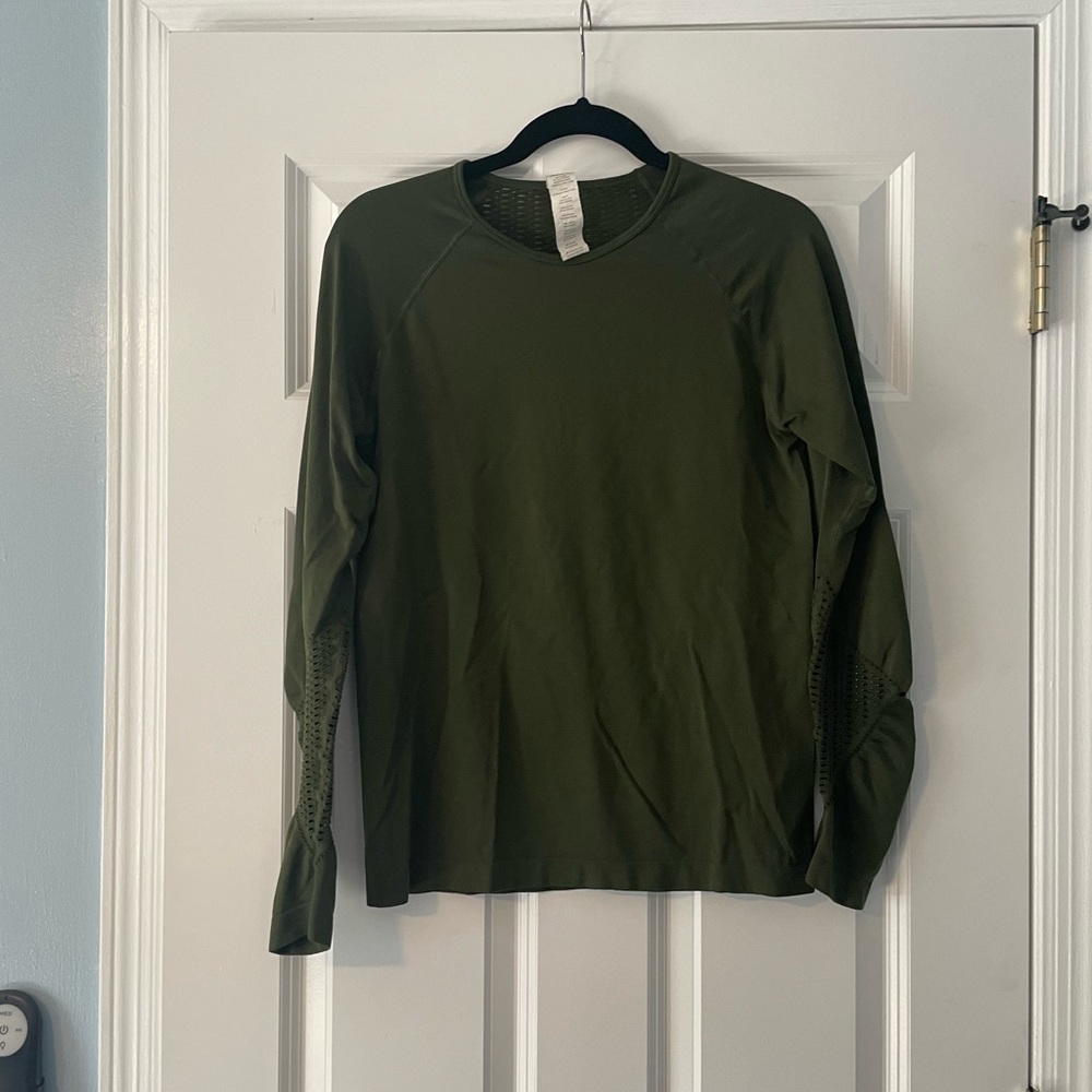 Fabletics Long Sleeve Workout Top - M